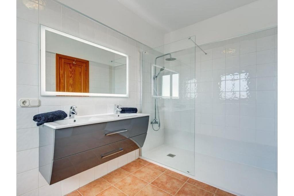 Villa Optimist Rubicon Piscina Climatizable, Frente Al Mar Playa Blanca  Eksteriør bilde
