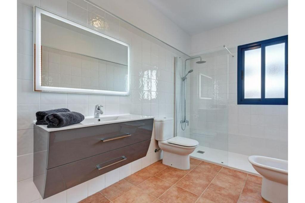Villa Optimist Rubicon Piscina Climatizable, Frente Al Mar Playa Blanca  Eksteriør bilde